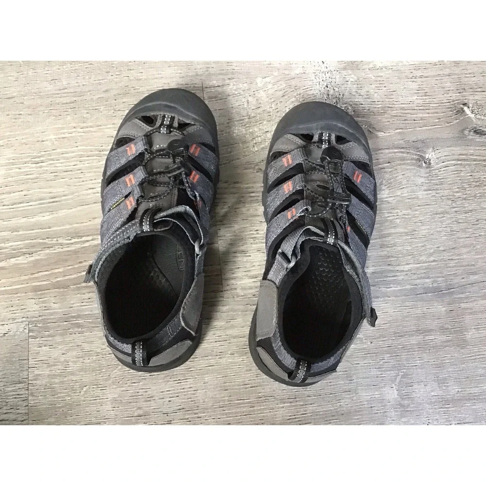 Keen Newport H2 Youth Size 4 Sandals Water Hiking Shoes Gray 1026277
